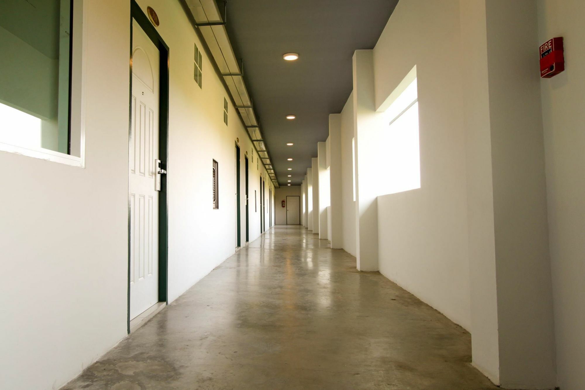 The Zell Hotel Buriram Bagian luar foto