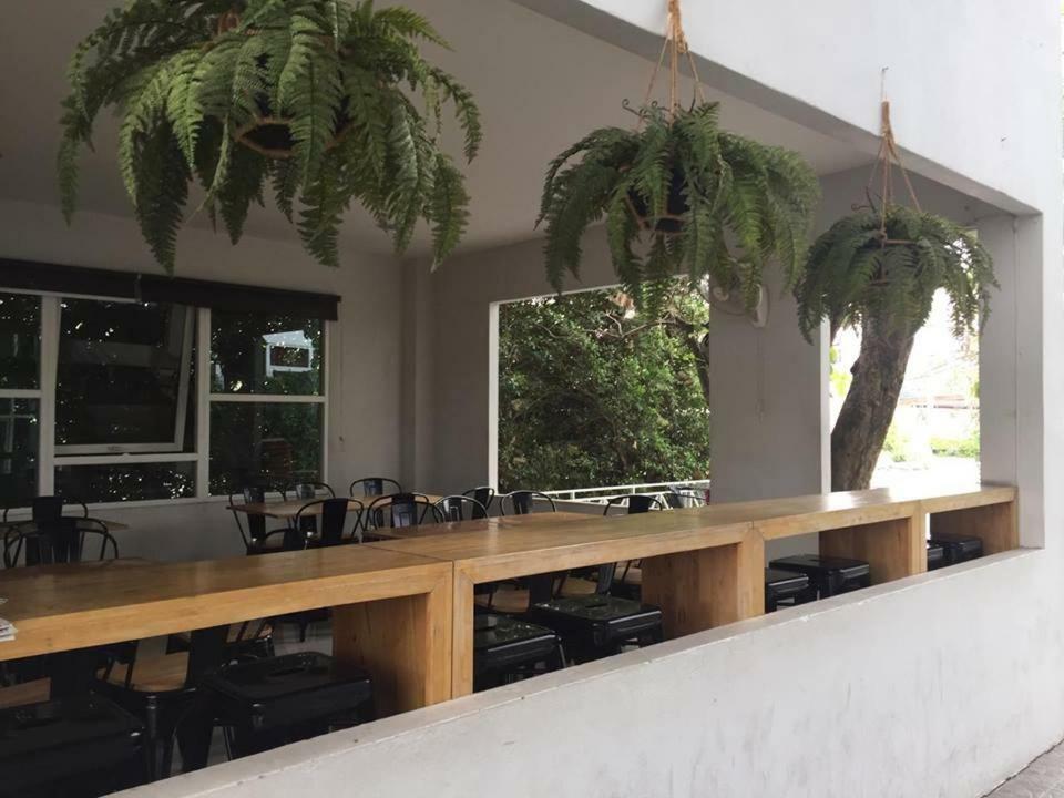 The Zell Hotel Buriram Bagian luar foto